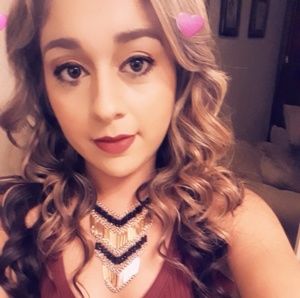 Meet your Posher, Kimberly